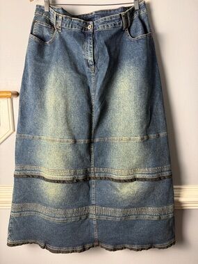 Vintage Denim Maxi Skirt in Blue